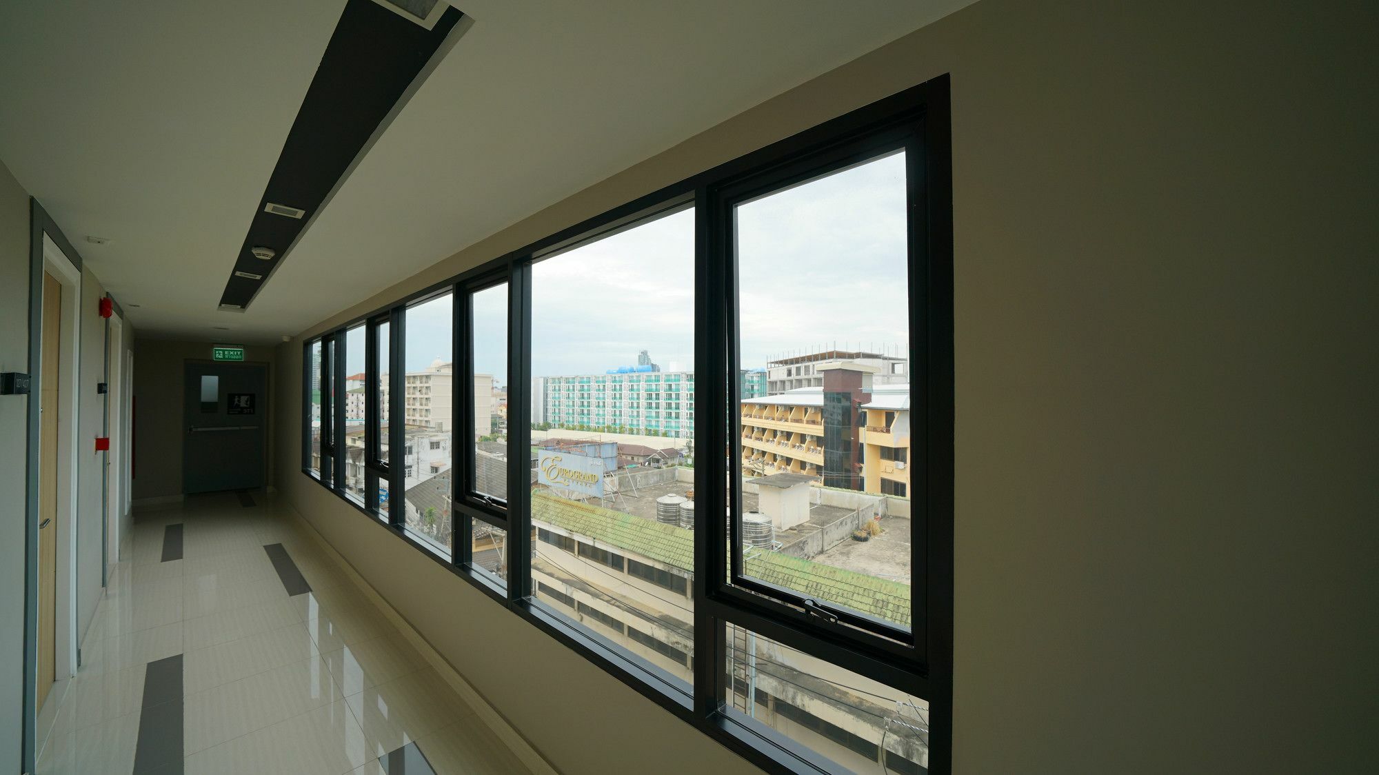 Urban Attitude Apartment Pattaya Bagian luar foto