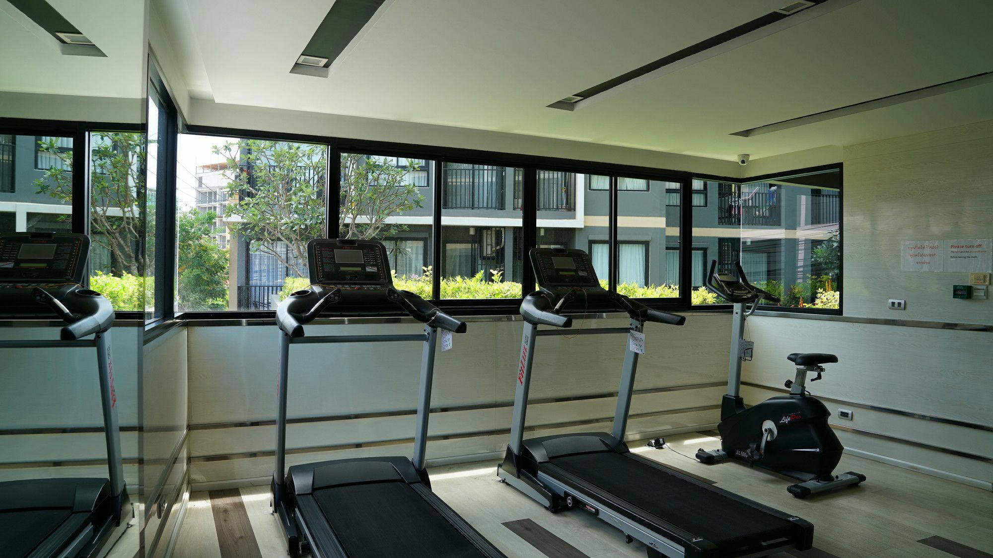 Urban Attitude Apartment Pattaya Bagian luar foto